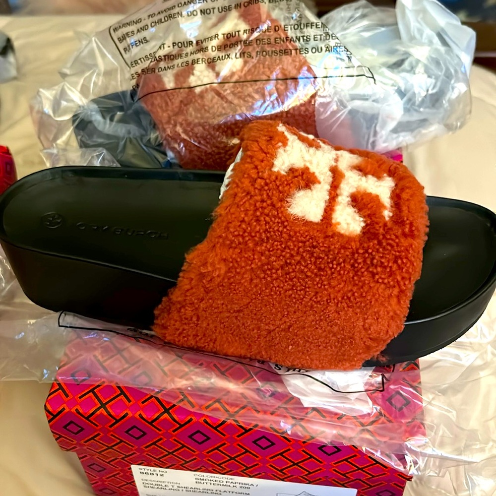 Authentic Tory Burch Shearling Slide